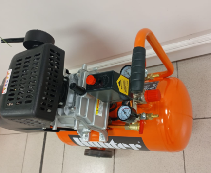 Компрессор воздушный Hunter AC 220/25 L